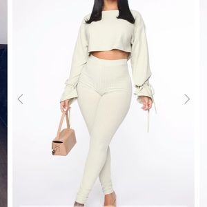 Rest Up Ribbed Legging Set